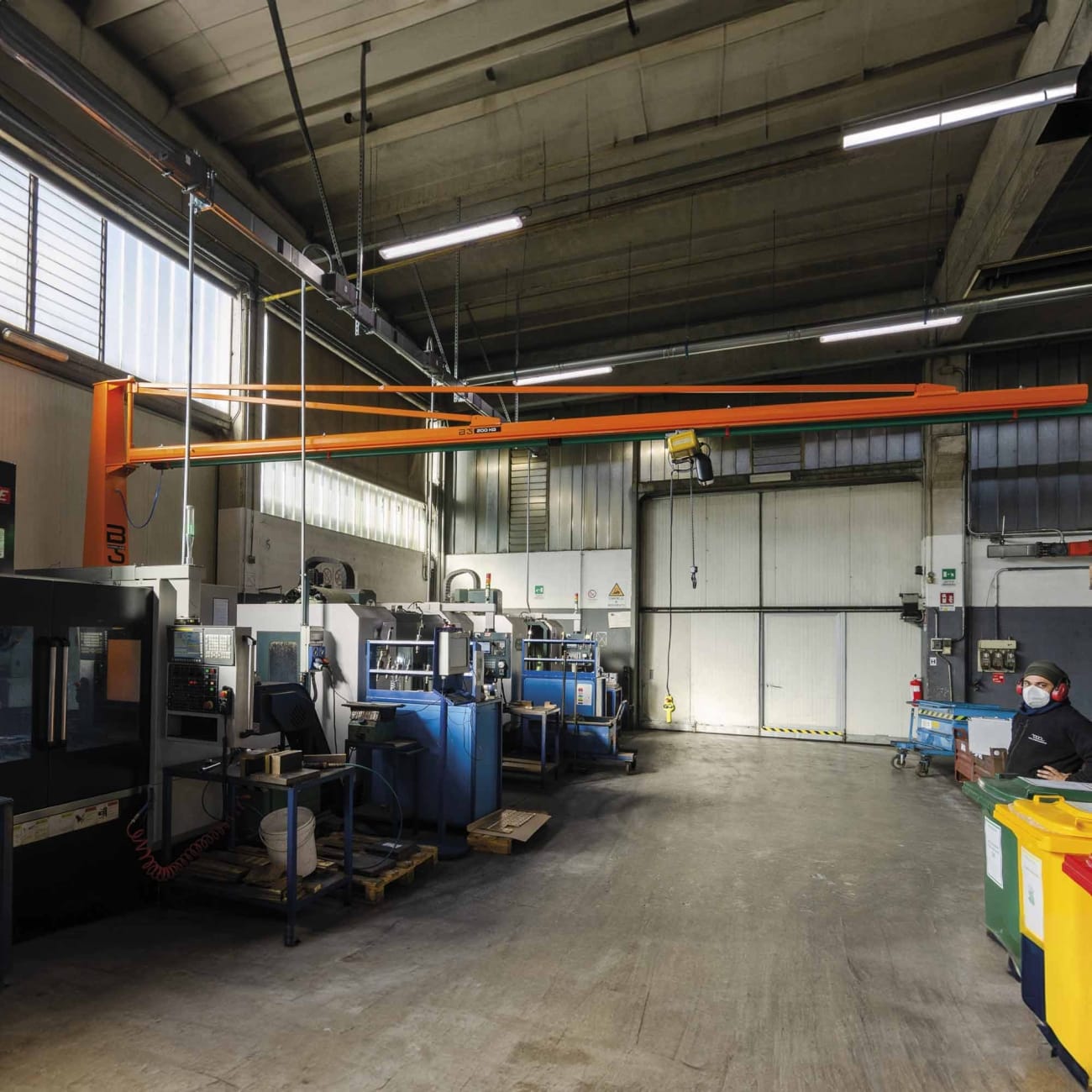 B-HANDLING, Säulenschwenkkran, mit Profilausleger, GIS SYSTEM KB