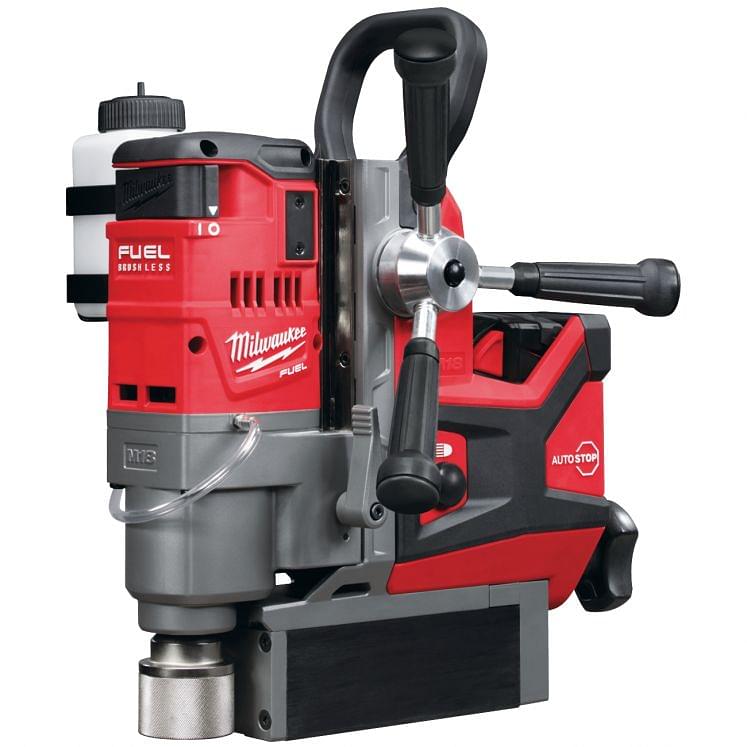Drills with magnetic base MILWAUKEE M18 FMDP-502C M18 FUEL