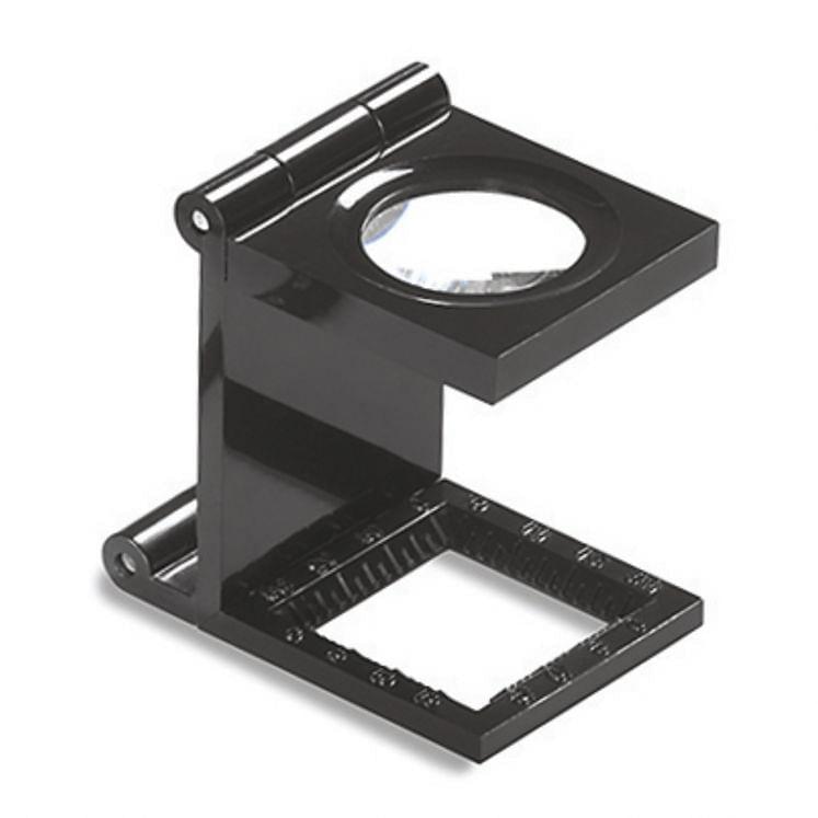 Folding magnifiers in acrylic plastic